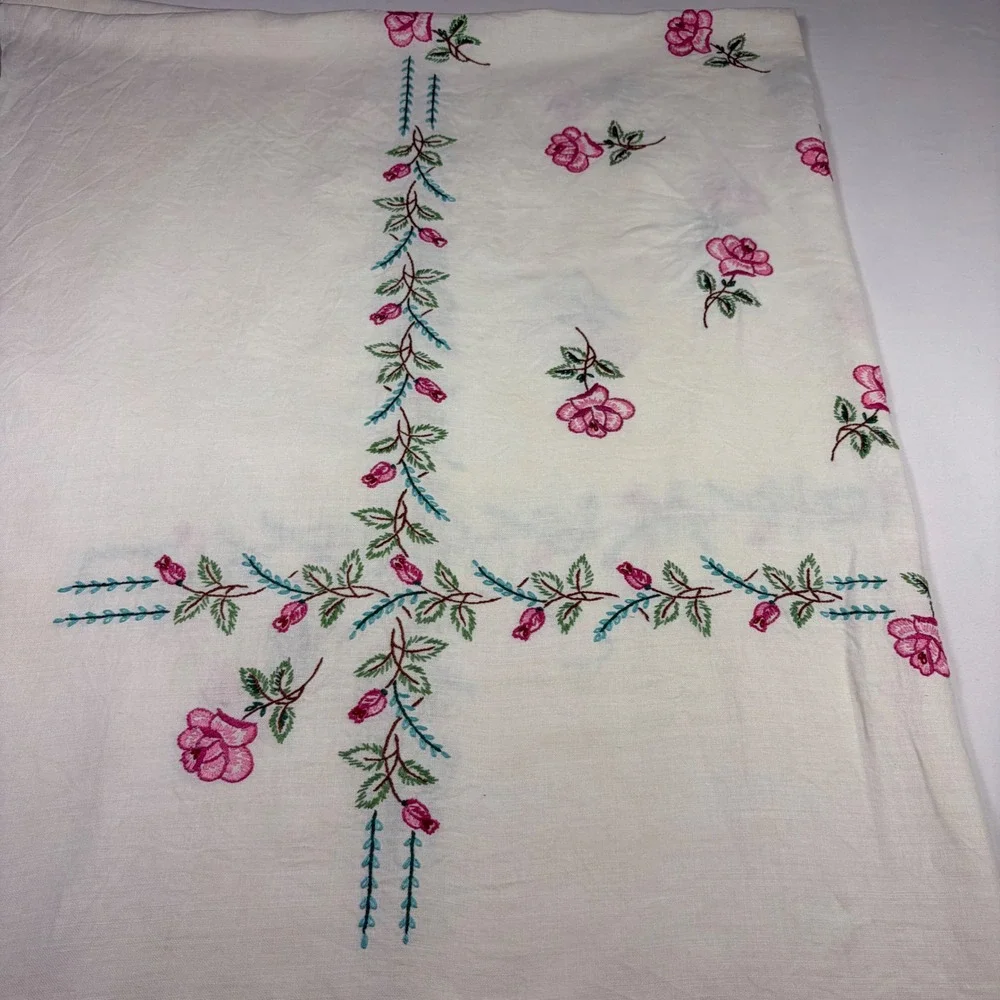 Unbranded Tablecloth Vintage Embroidered Pink Rose Floral Scalloped White Large